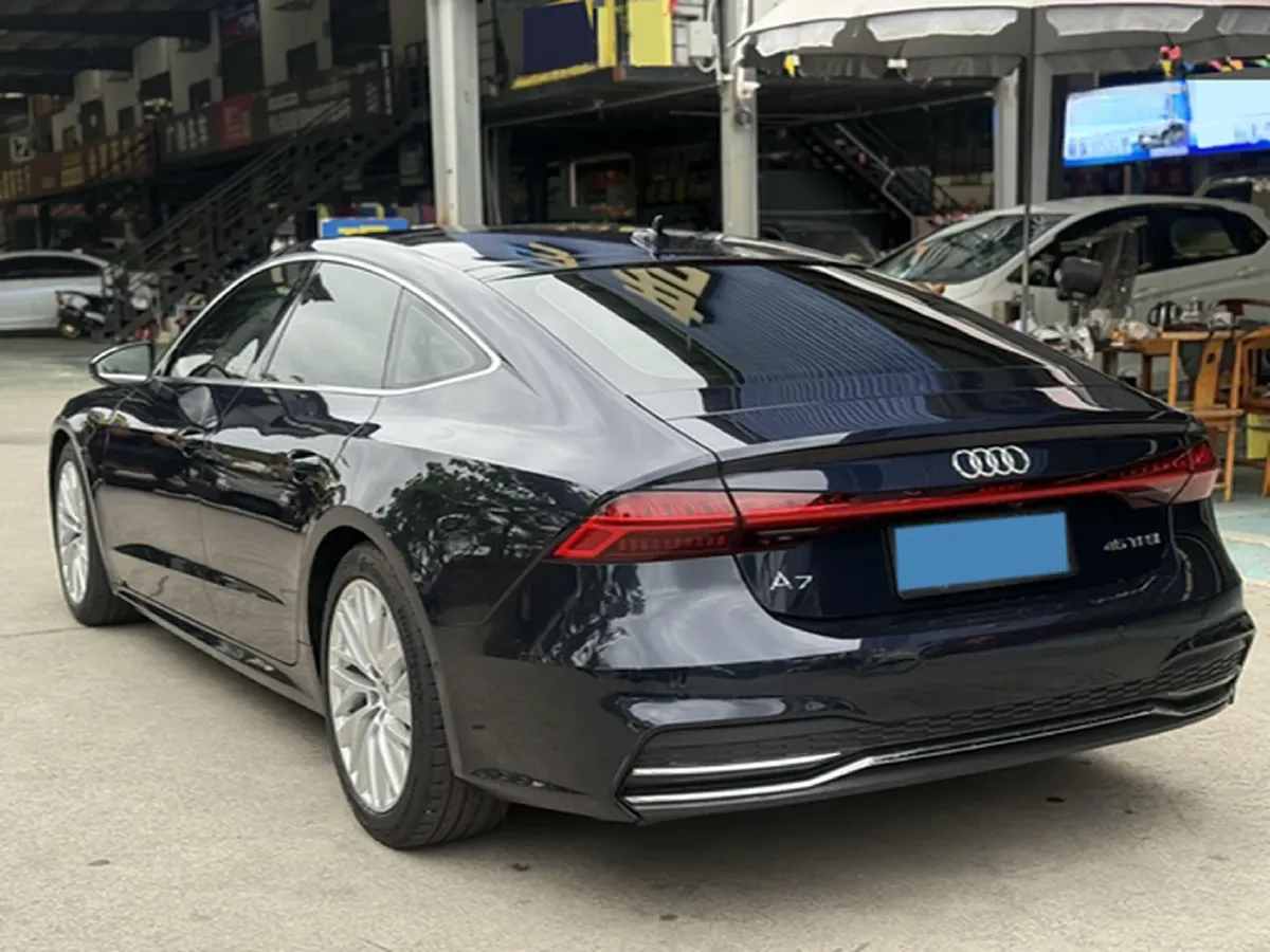 2020 Audi A7 2.0T 245HP L4 7DCT,autocango,china used car exporter,china ev exporter,chinese used car exporter,chinese used ev exporter