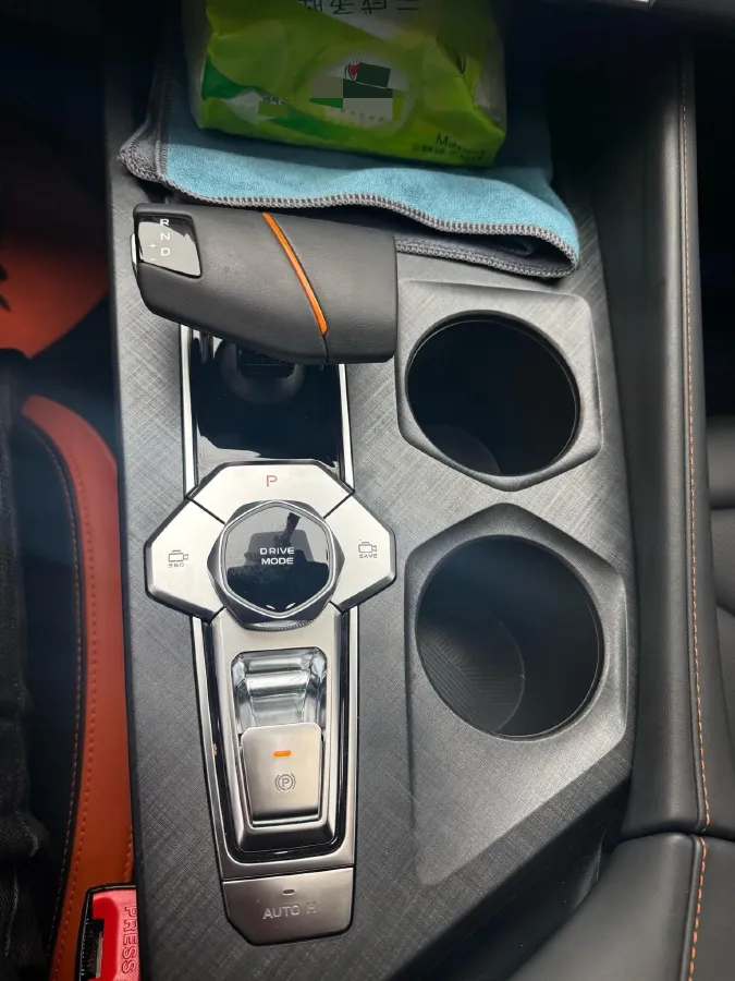 2023 ChangAn UNI-V 1.5T 188HP L4 7DCT,autocango,china used car exporter,china ev exporter,chinese used car exporter,chinese used ev exporter