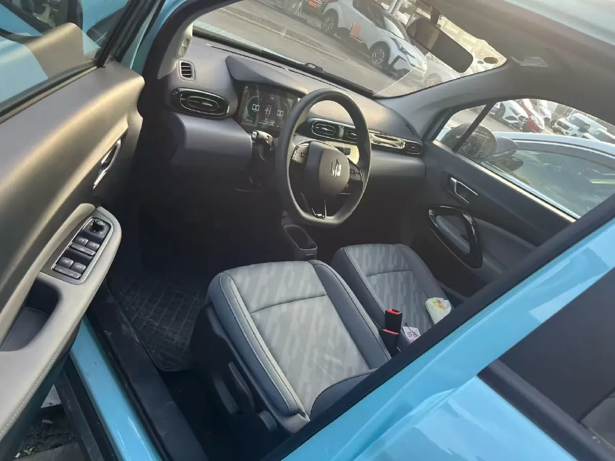 2025 Leapmotor T03 BEV 41.3KWH,autocango,china used car exporter,china ev exporter,chinese used car exporter,chinese used ev exporter