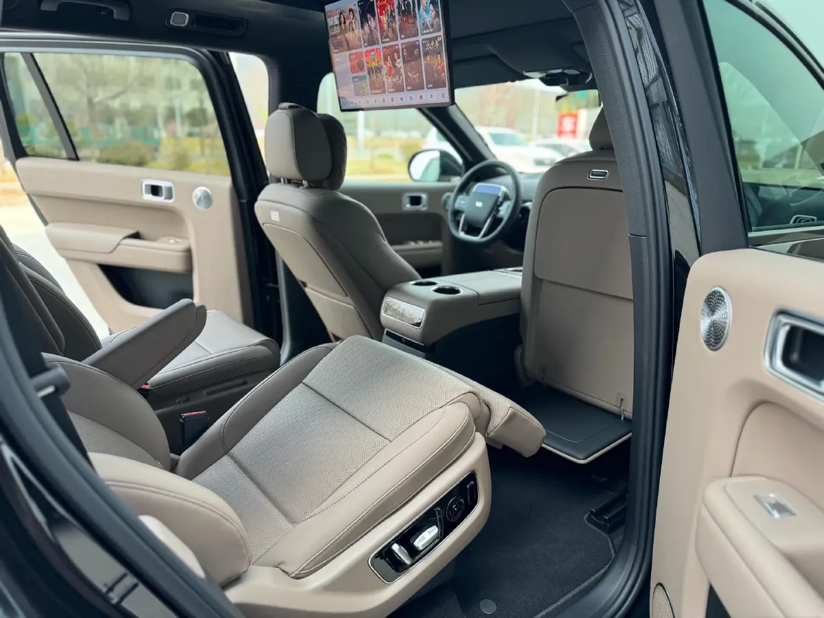 2025 Li L9 Range Extended 154HP REEV,autocango,china used car exporter,china ev exporter,chinese used car exporter,chinese used ev exporter