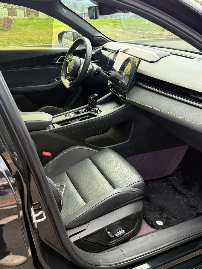 2023 MAXUS G50 1.5T 181HP L4 7DCT,autocango,china used car exporter,china ev exporter,chinese used car exporter,chinese used ev exporter