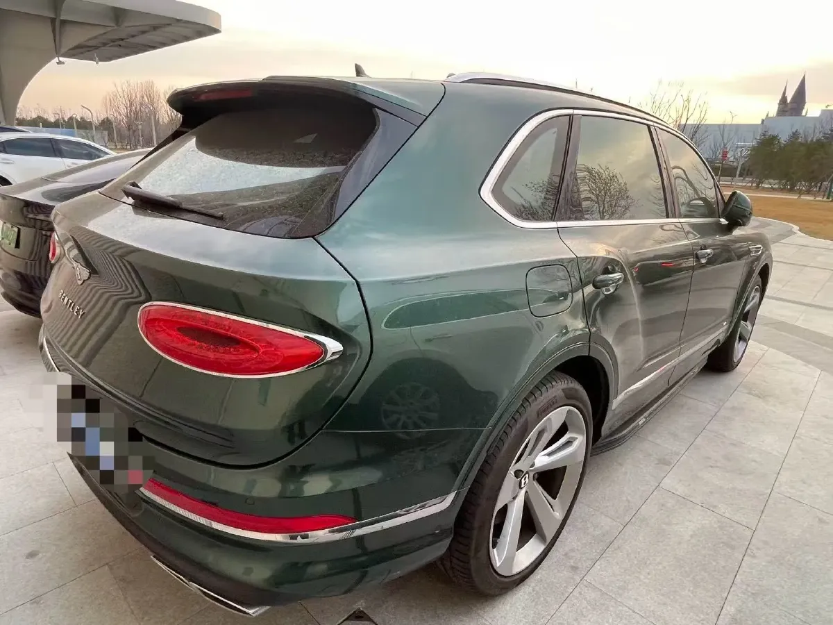 2021 Bentley Bentayga 4.0T 550HP V8 8AT,autocango,china used car exporter,china ev exporter,chinese used car exporter,chinese used ev exporter