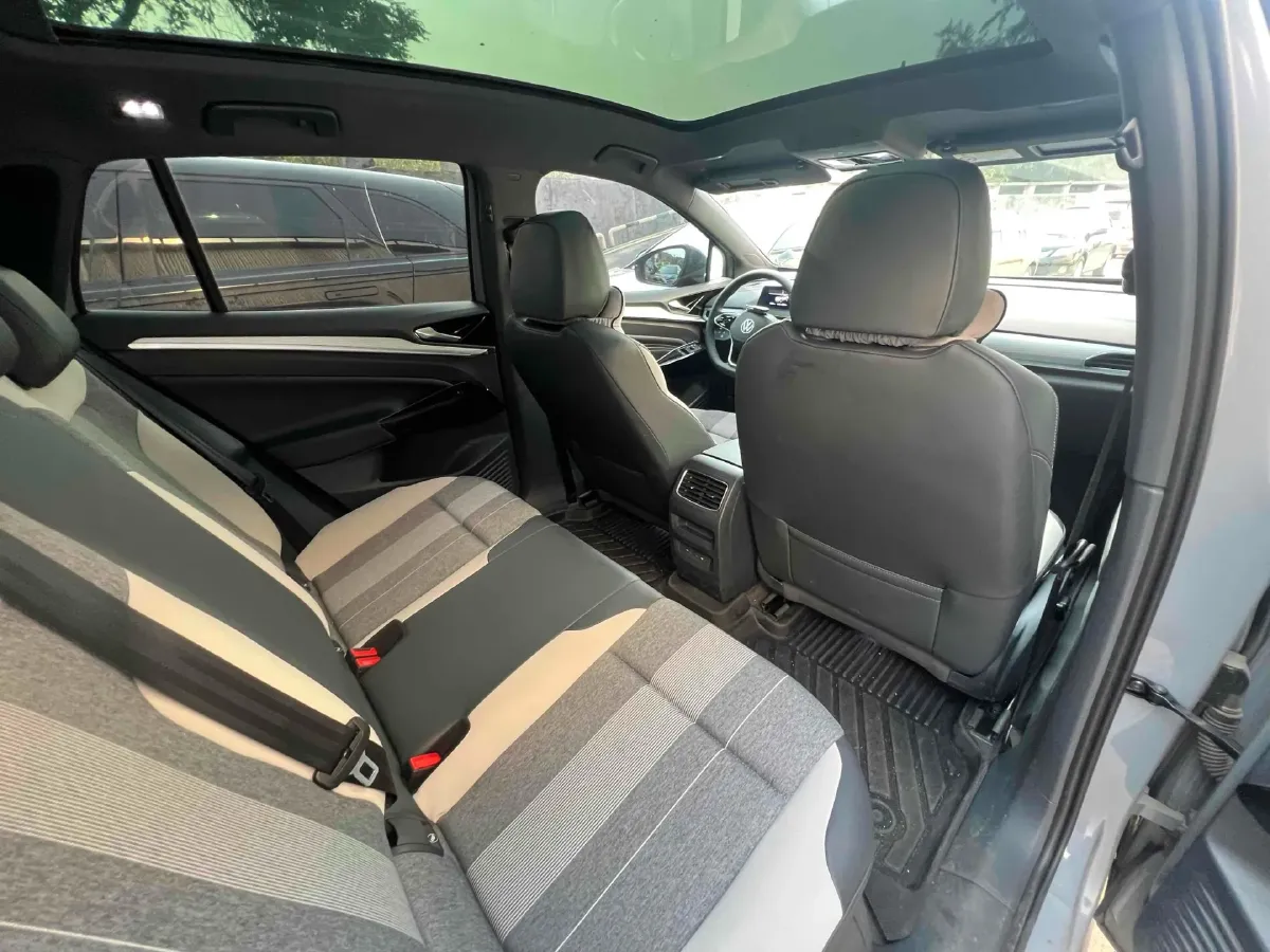 2021 Volkswagen ID.4 Crozz BEV 84.8KWH,autocango,china used car exporter,china ev exporter,chinese used car exporter,chinese used ev exporter