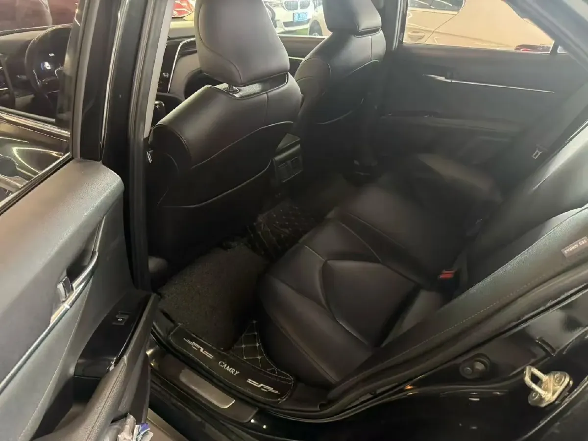 2019 Toyota Camry 2.5L 209HP L4 8AT,autocango,china used car exporter,china ev exporter,chinese used car exporter,chinese used ev exporter