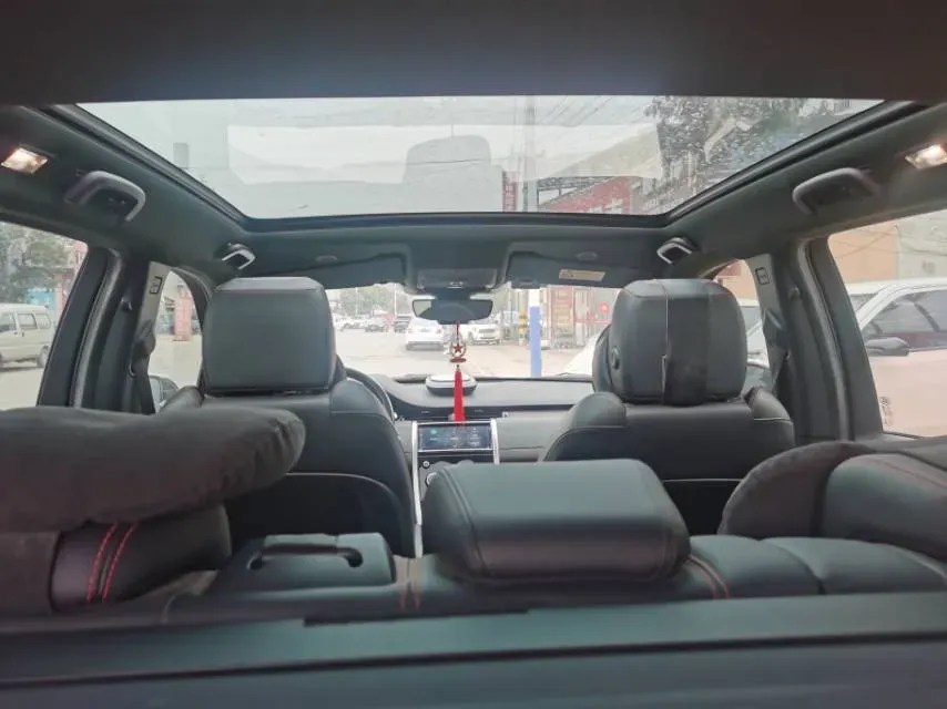 2022 Land Rover Discovery Sport 2.0T 249HP L4 9AT,autocango,china used car exporter,china ev exporter,chinese used car exporter,chinese used ev exporter