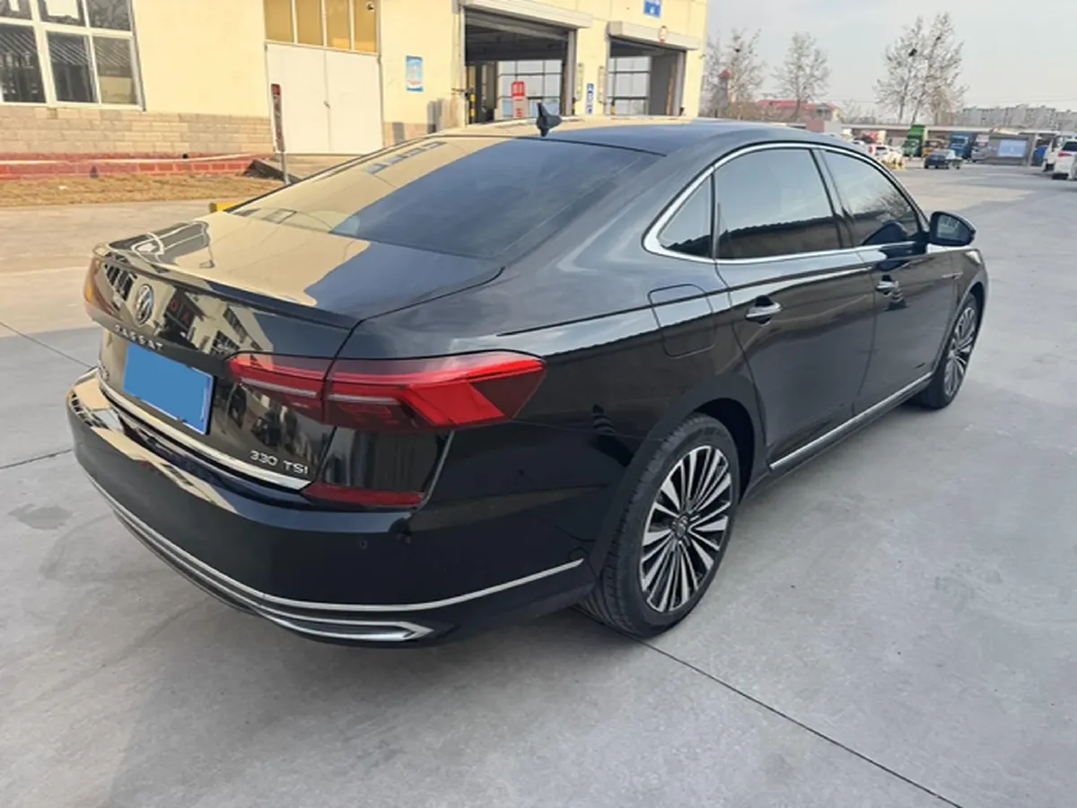 2020 Volkswagen Passat 2.0T 220HP L4 7DCT,autocango,china used car exporter,china ev exporter,chinese used car exporter,chinese used ev exporter