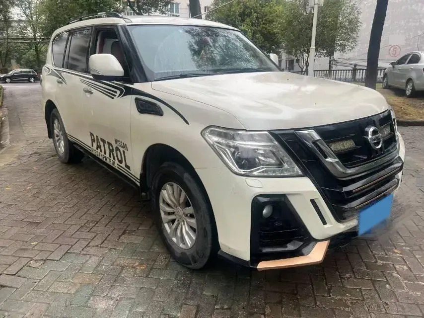 2018 Nissan Patrol 4.0L 279HP V6 7AT,autocango,china used car exporter,china ev exporter,chinese used car exporter,chinese used ev exporter