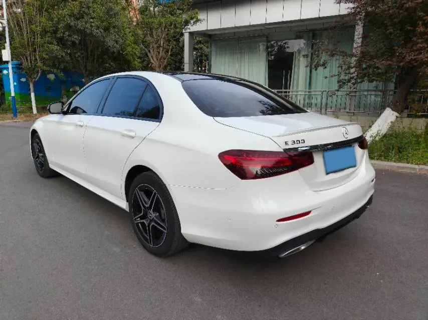 2022 Mercedes-Benz E Class 2.0T 258HP L4 9AT,autocango,china used car exporter,china ev exporter,chinese used car exporter,chinese used ev exporter