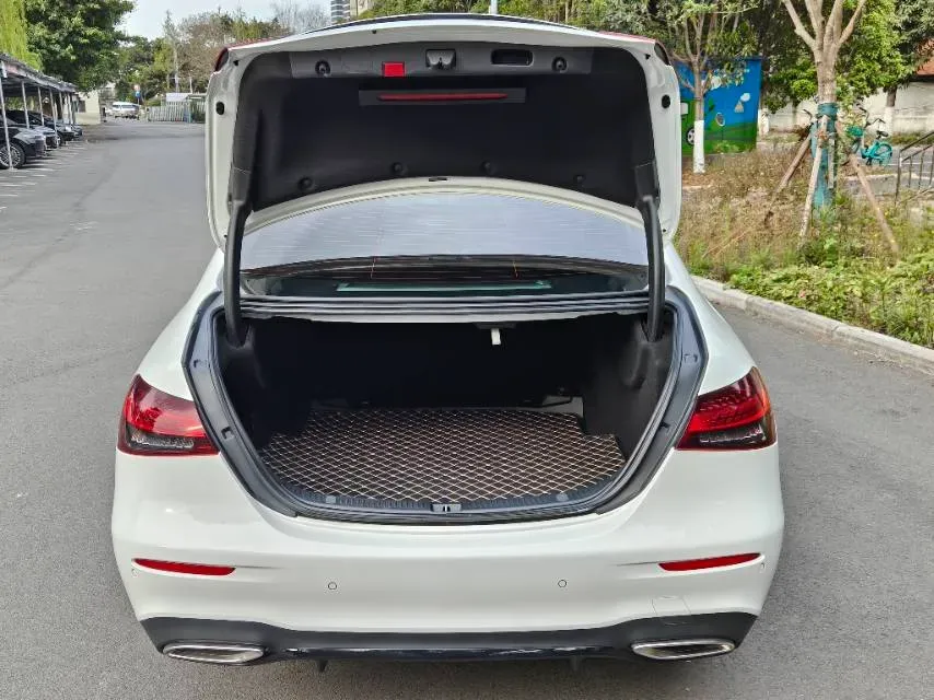 2022 Mercedes-Benz E Class 2.0T 258HP L4 9AT,autocango,china used car exporter,china ev exporter,chinese used car exporter,chinese used ev exporter