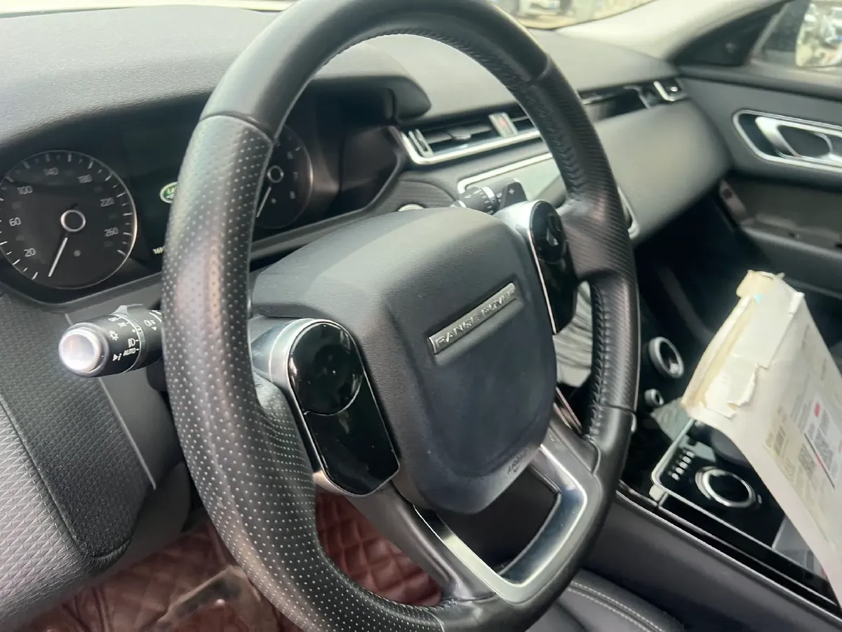 2018 Land Rover Range Rover Velar 2.0T 250HP L4 8AT,autocango,china used car exporter,china ev exporter,chinese used car exporter,chinese used ev exporter