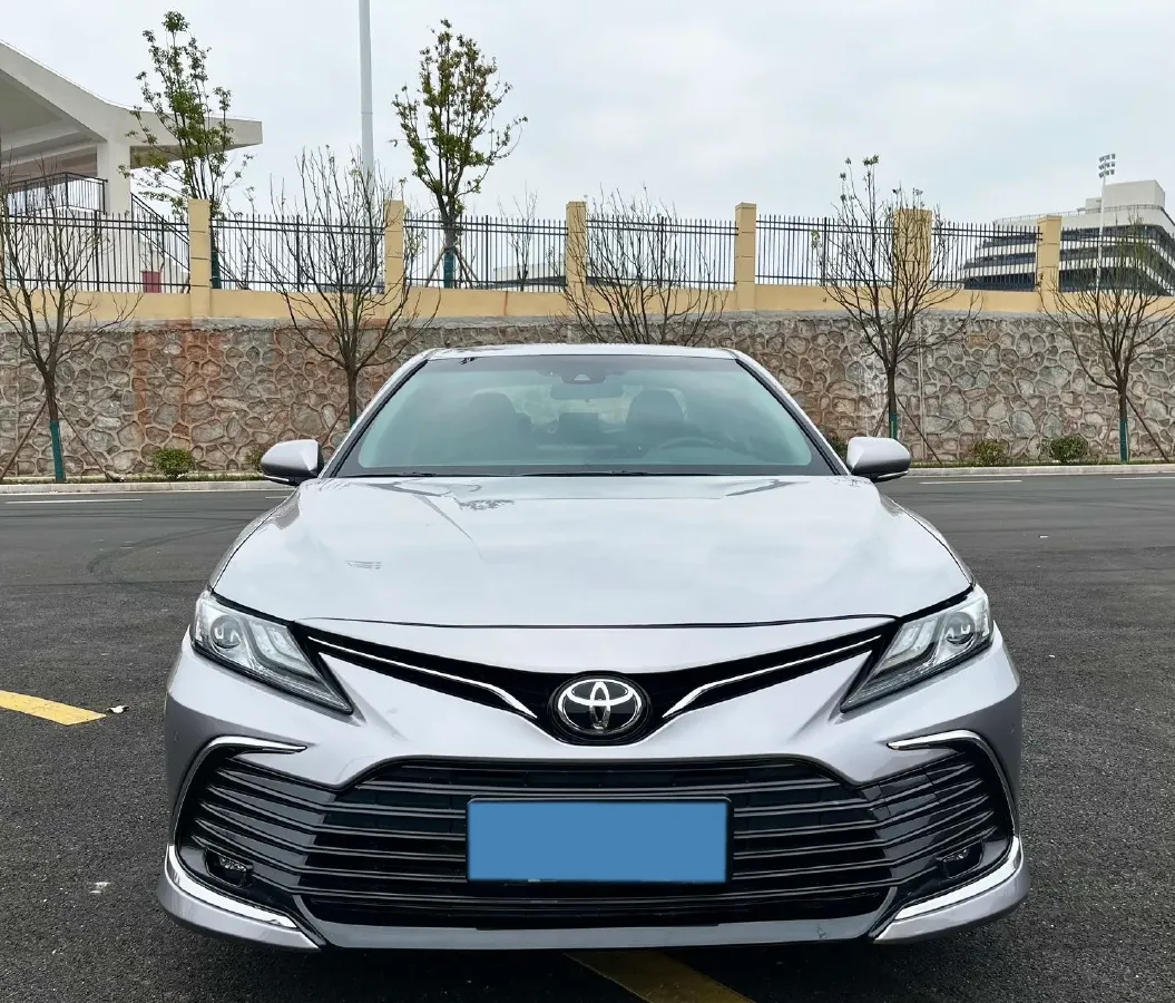 2023 Toyota Camry 2.0L 177HP L4 CVT,autocango,china used car exporter,china ev exporter,chinese used car exporter,chinese used ev exporter