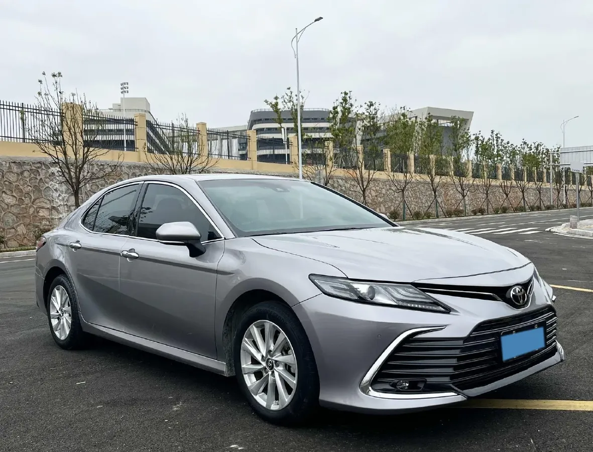 2023 Toyota Camry 2.0L 177HP L4 CVT,autocango,china used car exporter,china ev exporter,chinese used car exporter,chinese used ev exporter