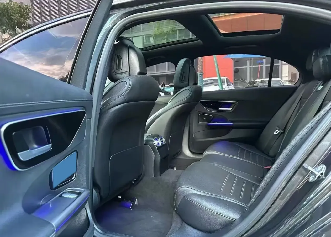 2024 Mercedes-Benz C Class 1.5T 204HP L4 9AT,autocango,china used car exporter,china ev exporter,chinese used car exporter,chinese used ev exporter