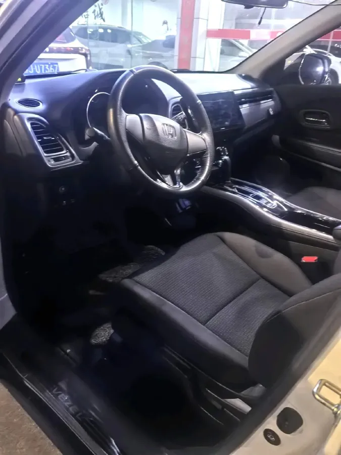 2022 Honda Vezel 1.5L 131HP L4 CVT,autocango,china used car exporter,china ev exporter,chinese used car exporter,chinese used ev exporter