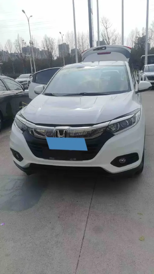 2022 Honda Vezel 1.5L 131HP L4 CVT,autocango,china used car exporter,china ev exporter,chinese used car exporter,chinese used ev exporter