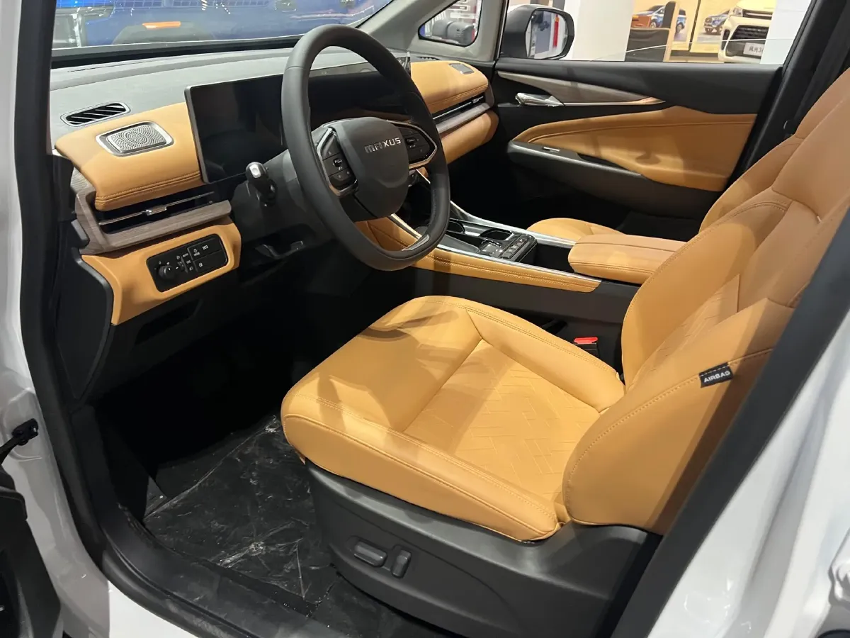 2025 MAXUS G50 PHEV 1.5L 98HP L4 1DHT PHEV 18.65KWH,autocango,china used car exporter,china ev exporter,chinese used car exporter,chinese used ev exporter