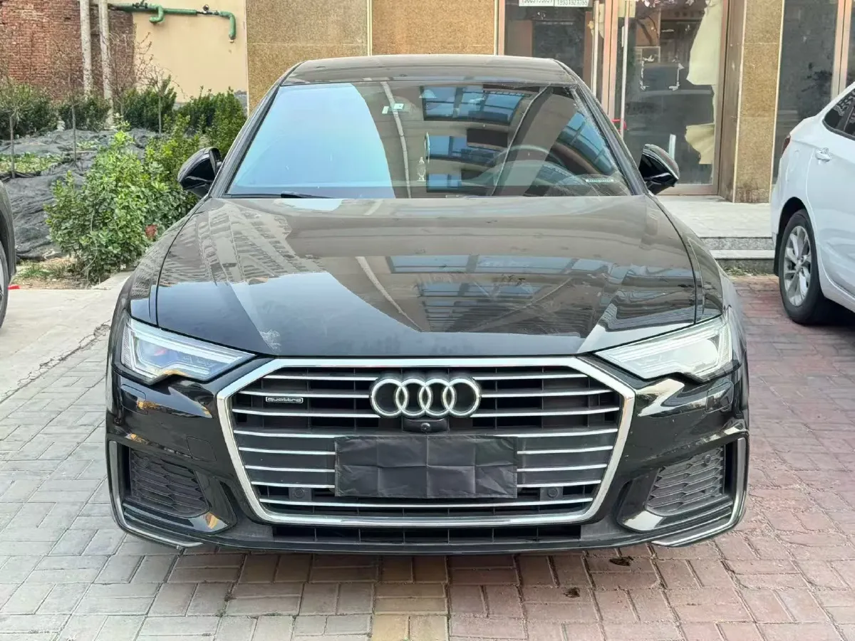2021 Audi A6L 2.0T 224HP L4 7DCT,autocango,china used car exporter,china ev exporter,chinese used car exporter,chinese used ev exporter