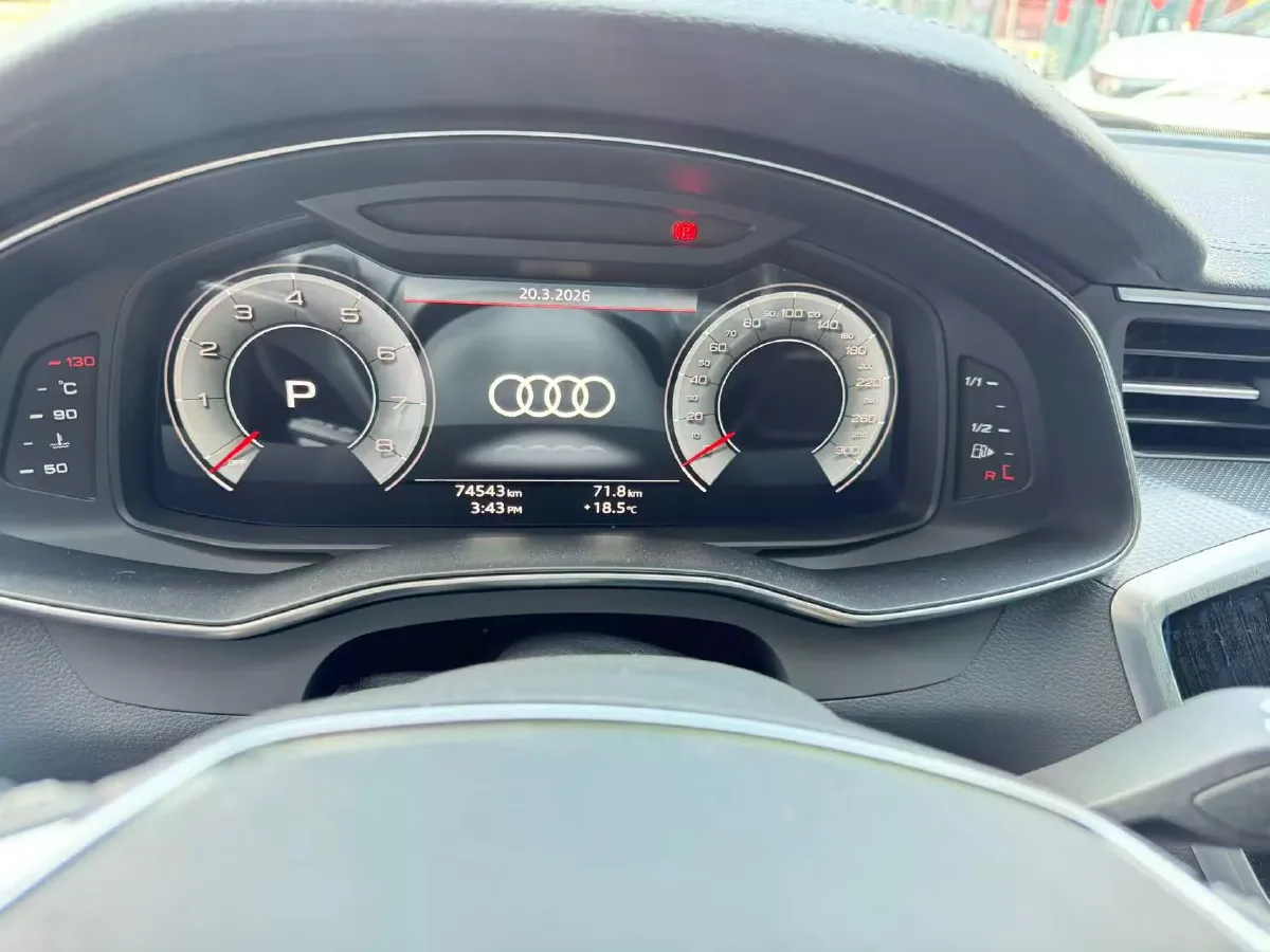 2021 Audi A6L 2.0T 224HP L4 7DCT,autocango,china used car exporter,china ev exporter,chinese used car exporter,chinese used ev exporter