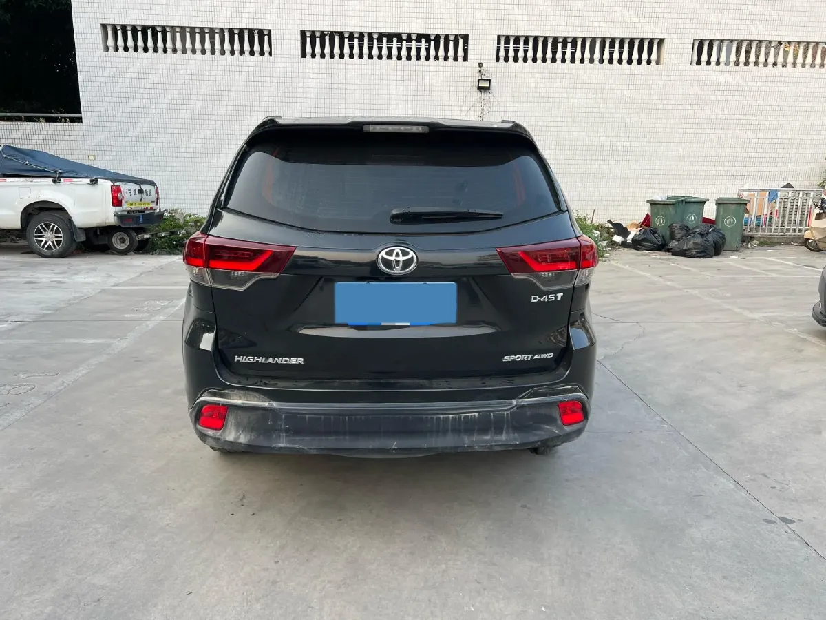 2021 Toyota Highlander 2.0T 220HP L4 6AT,autocango,china used car exporter,china ev exporter,chinese used car exporter,chinese used ev exporter