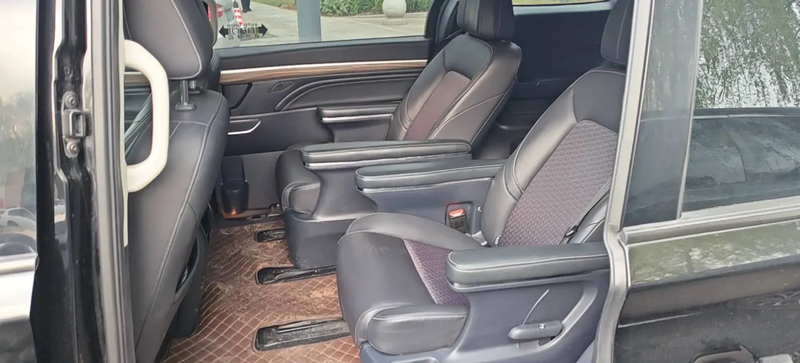 2023 GAC Trumpchi M8 2.0T 252HP L4 8AT,autocango,china used car exporter,china ev exporter,chinese used car exporter,chinese used ev exporter