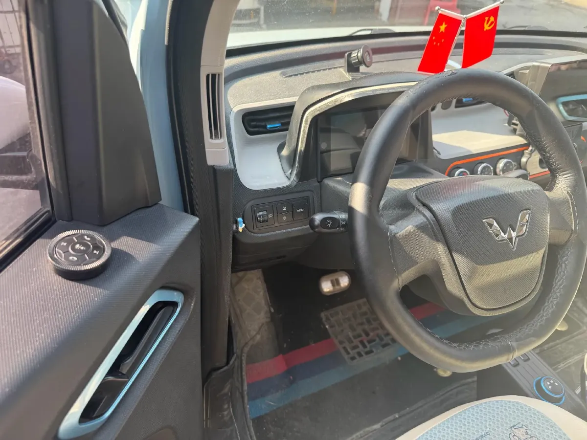 2020 WuLing HongGuang MINI EV BEV 13.8KWH,autocango,china used car exporter,china ev exporter,chinese used car exporter,chinese used ev exporter