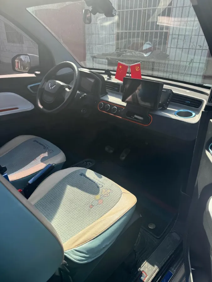 2020 WuLing HongGuang MINI EV BEV 13.8KWH,autocango,china used car exporter,china ev exporter,chinese used car exporter,chinese used ev exporter