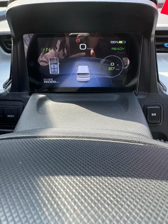 2020 WuLing HongGuang MINI EV BEV 13.8KWH,autocango,china used car exporter,china ev exporter,chinese used car exporter,chinese used ev exporter