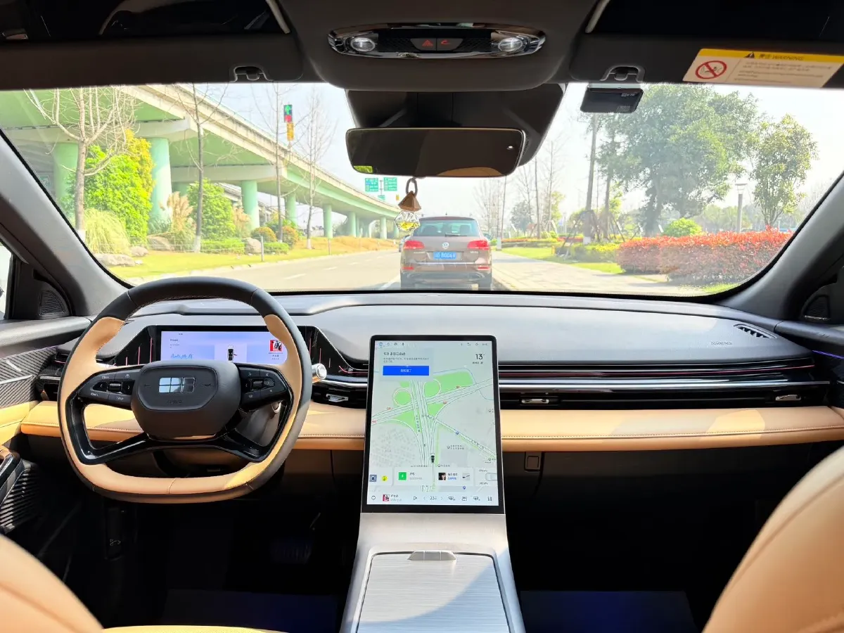 2023 Geely Galaxy L6 1.5T 163HP L4 3DHT PHEV,autocango,china used car exporter,china ev exporter,chinese used car exporter,chinese used ev exporter