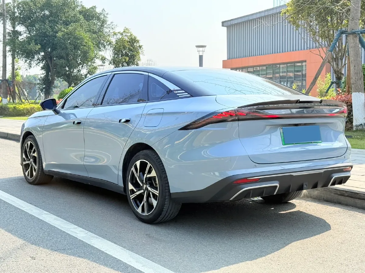 2023 Geely Galaxy L6 1.5T 163HP L4 3DHT PHEV,autocango,china used car exporter,china ev exporter,chinese used car exporter,chinese used ev exporter