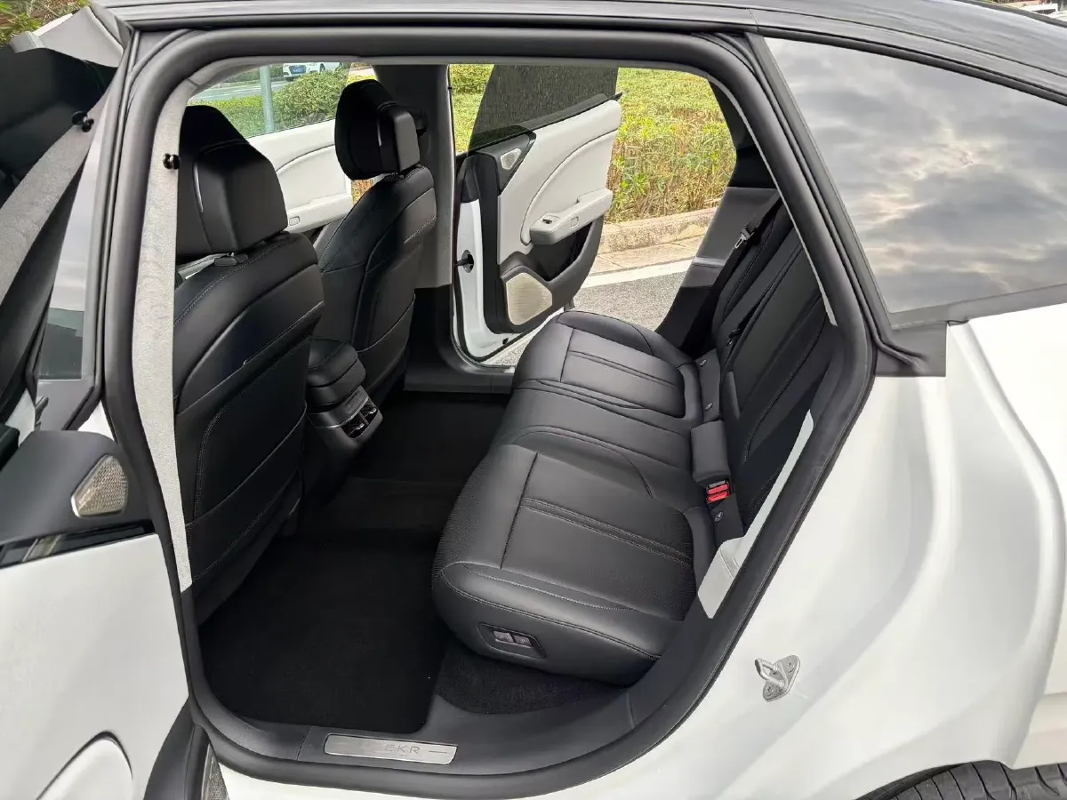 2025 Zeekr 007 BEV 75KWH,autocango,china used car exporter,china ev exporter,chinese used car exporter,chinese used ev exporter