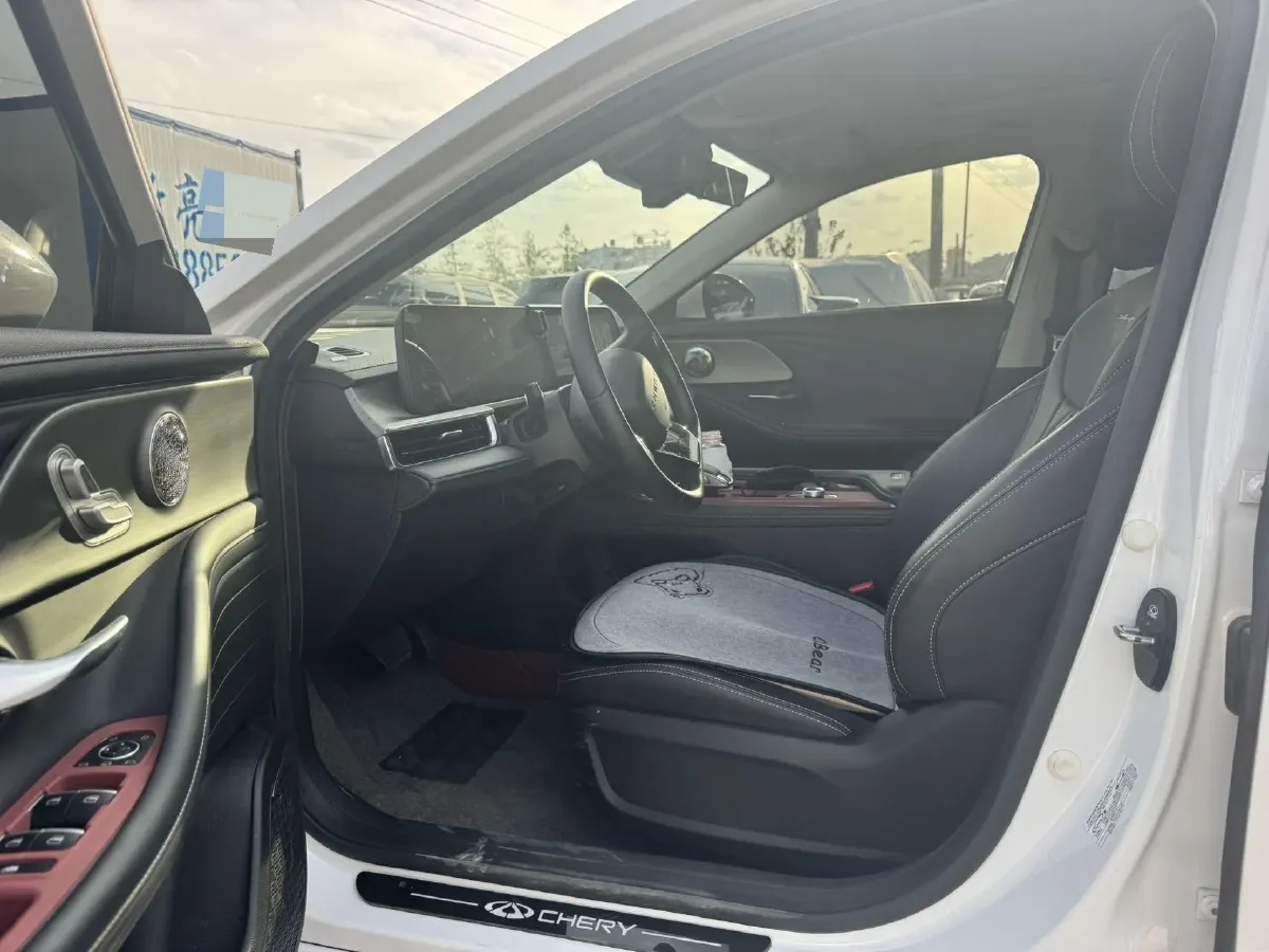 2024 Chery Arrizo 8 1.6T 197HP L4 7DCT,autocango,china used car exporter,china ev exporter,chinese used car exporter,chinese used ev exporter