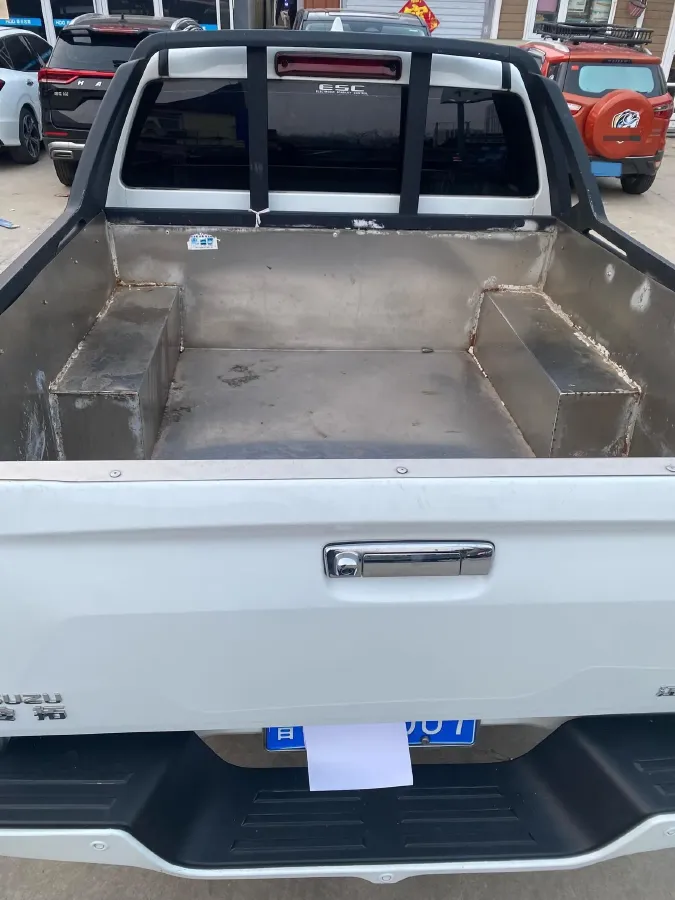 2022 Isuzu LingTuo 2.0T 220HP L4 8AT,autocango,china used car exporter,china ev exporter,chinese used car exporter,chinese used ev exporter