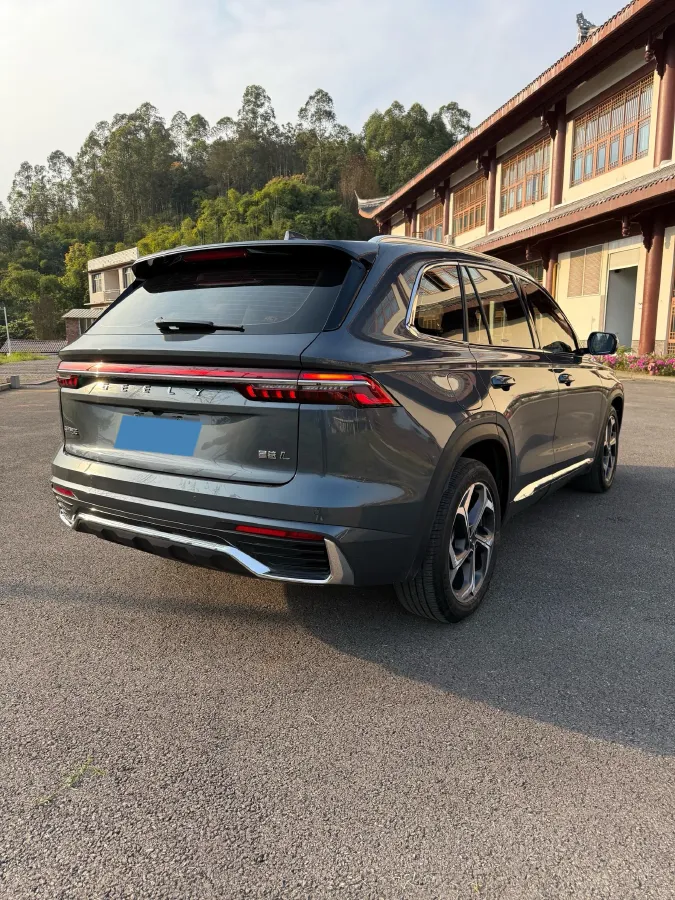 2021 Geely Monjaro 2.0T 218HP L4 7DCT,autocango,china used car exporter,china ev exporter,chinese used car exporter,chinese used ev exporter