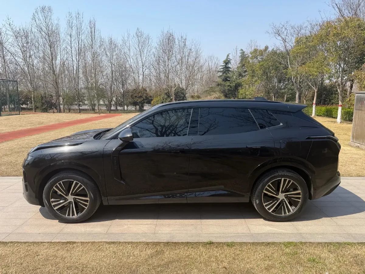 2023 LYNK&CO 08 EM-P 1.5T 163HP L4 3DHT PHEV 21.2KWH,autocango,china used car exporter,china ev exporter,chinese used car exporter,chinese used ev exporter
