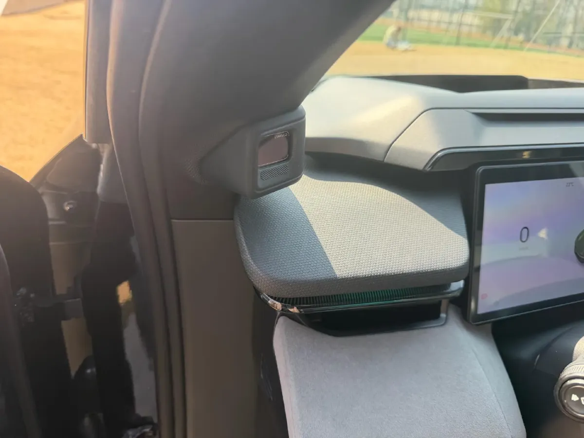 2023 LYNK&CO 08 EM-P 1.5T 163HP L4 3DHT PHEV 21.2KWH,autocango,china used car exporter,china ev exporter,chinese used car exporter,chinese used ev exporter