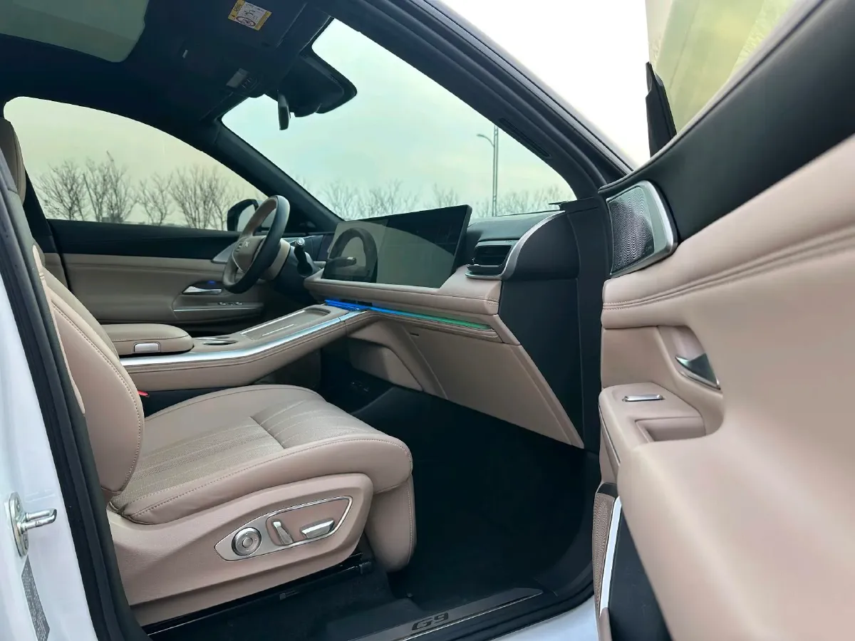 2025 Xpeng G9 BEV 79KWH,autocango,china used car exporter,china ev exporter,chinese used car exporter,chinese used ev exporter