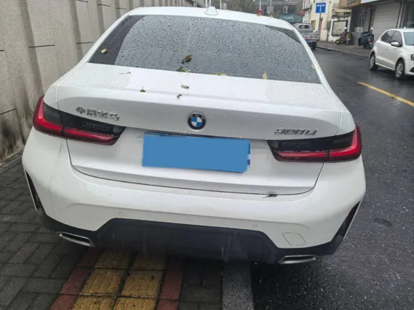 2023 BMW 3 Series 2.0T 156HP L4 8AT,autocango,china used car exporter,china ev exporter,chinese used car exporter,chinese used ev exporter