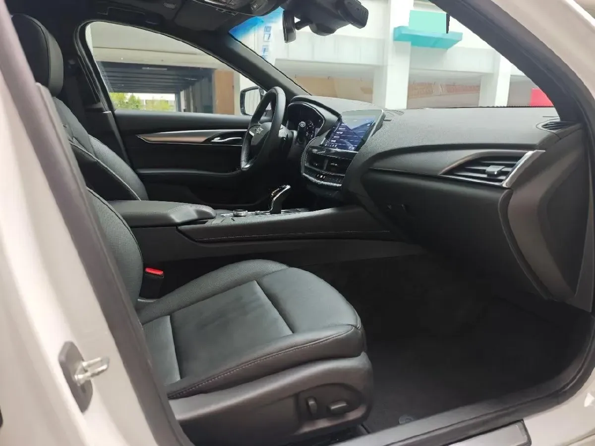 2022 Cadillac CT5 2.0T 237HP L4 10AT,autocango,china used car exporter,china ev exporter,chinese used car exporter,chinese used ev exporter