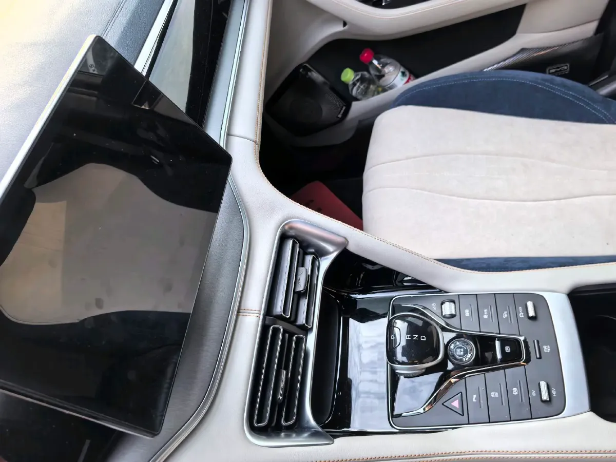 2022 Geely JiaJi 1.5T 177HP L3 7DCT PHEV 15.5KWH,autocango,china used car exporter,china ev exporter,chinese used car exporter,chinese used ev exporter