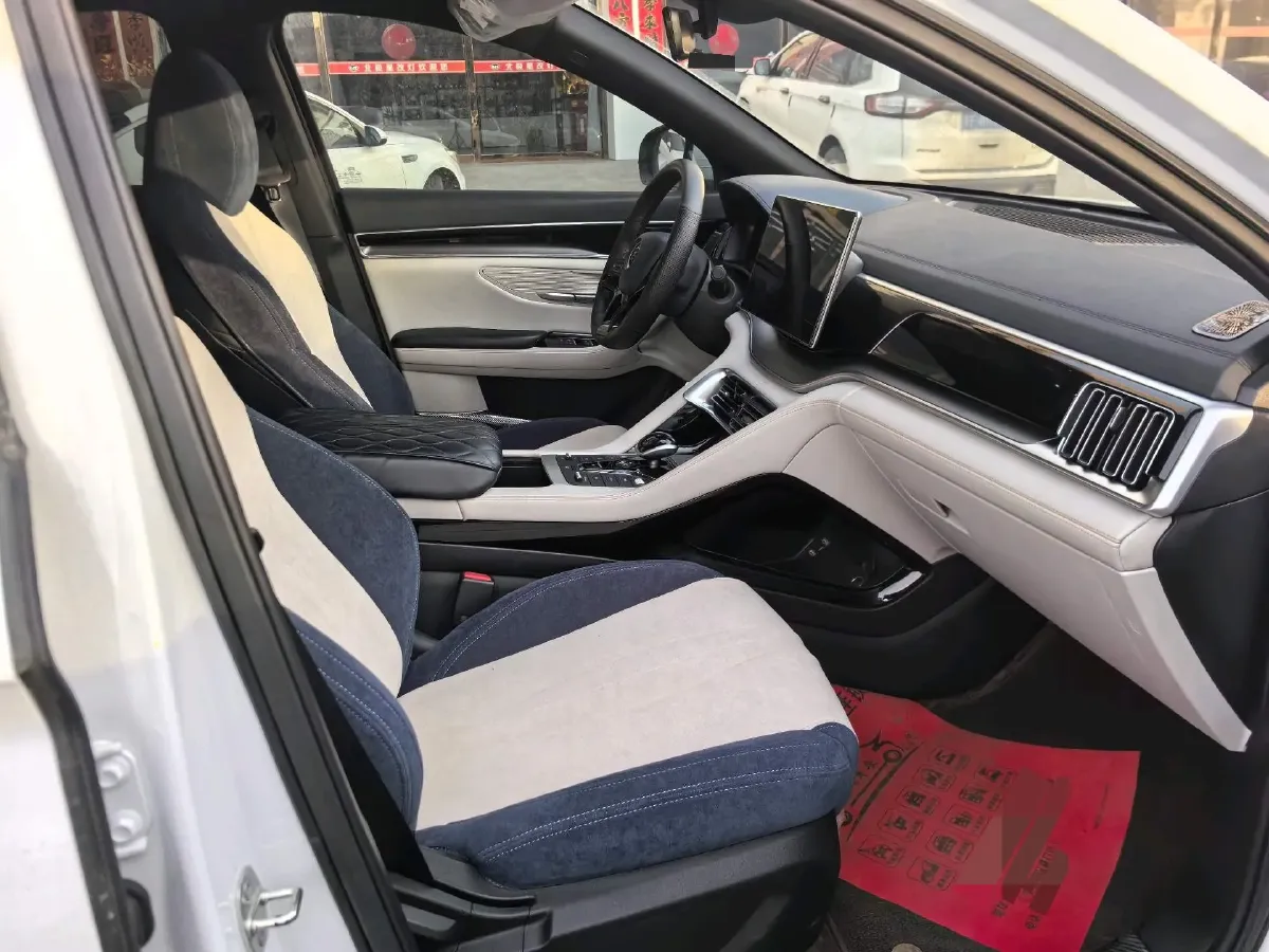 2022 Geely JiaJi 1.5T 177HP L3 7DCT PHEV 15.5KWH,autocango,china used car exporter,china ev exporter,chinese used car exporter,chinese used ev exporter