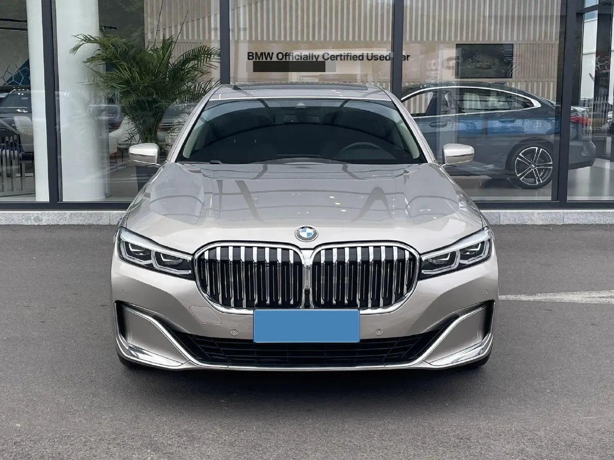 2021 BMW 7 Series 2.0T 265HP L4 8AT,autocango,china used car exporter,china ev exporter,chinese used car exporter,chinese used ev exporter