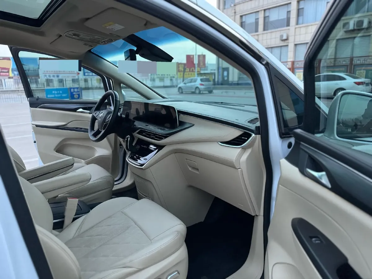 2022 Buick GL8 2.0T 237HP L4 9AT,autocango,china used car exporter,china ev exporter,chinese used car exporter,chinese used ev exporter