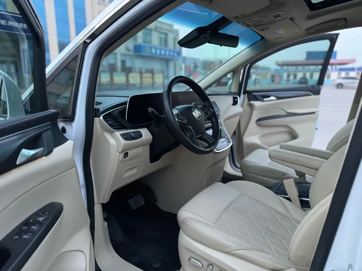 2022 Buick GL8 2.0T 237HP L4 9AT,autocango,china used car exporter,china ev exporter,chinese used car exporter,chinese used ev exporter