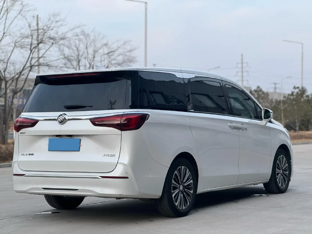 2022 Buick GL8 2.0T 237HP L4 9AT,autocango,china used car exporter,china ev exporter,chinese used car exporter,chinese used ev exporter