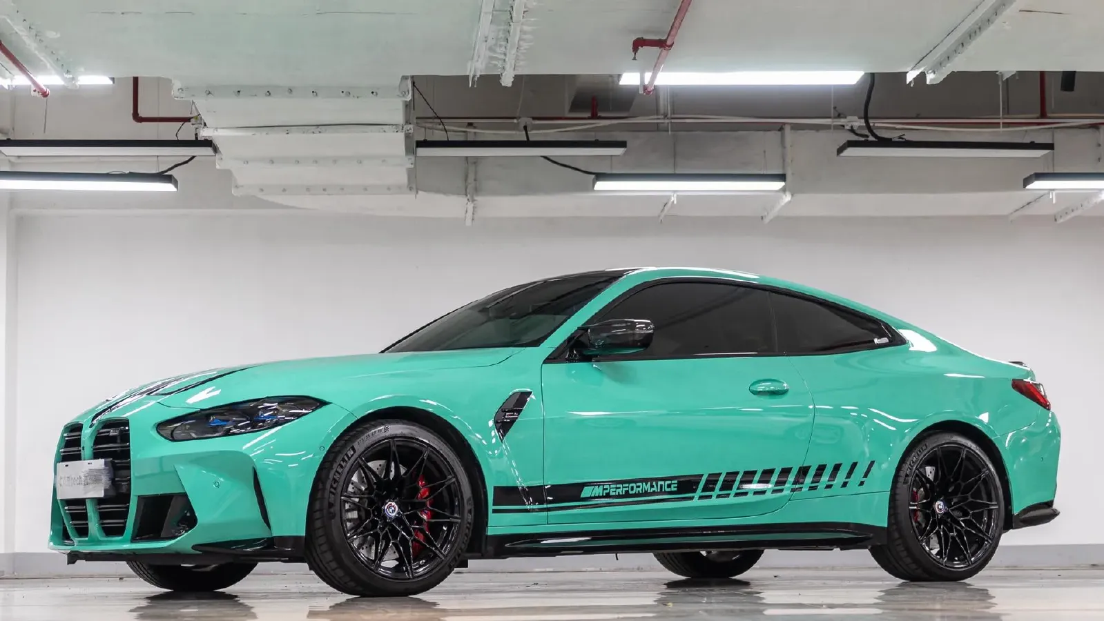 2021 BMW M4 3.0T 510HP L6 8AT,autocango,china used car exporter,china ev exporter,chinese used car exporter,chinese used ev exporter