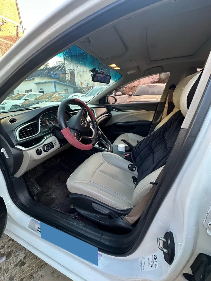 2021 Buick Excelle 1.5L 113HP L4 6AT,autocango,china used car exporter,china ev exporter,chinese used car exporter,chinese used ev exporter