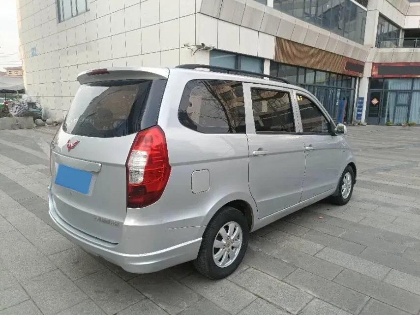 2016 WuLing HongGuang 1.5L 112HP L4 5MT,autocango,china used car exporter,china ev exporter,chinese used car exporter,chinese used ev exporter