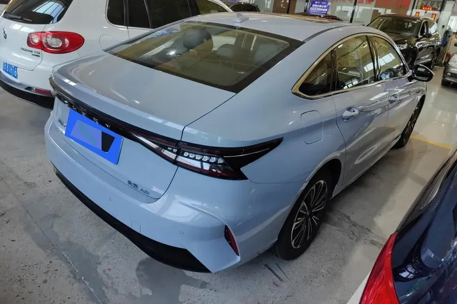 2024 Fulwin FulwinA8 1.5T 156HP L4 1DHT PHEV 18.3KWH,autocango,china used car exporter,china ev exporter,chinese used car exporter,chinese used ev exporter