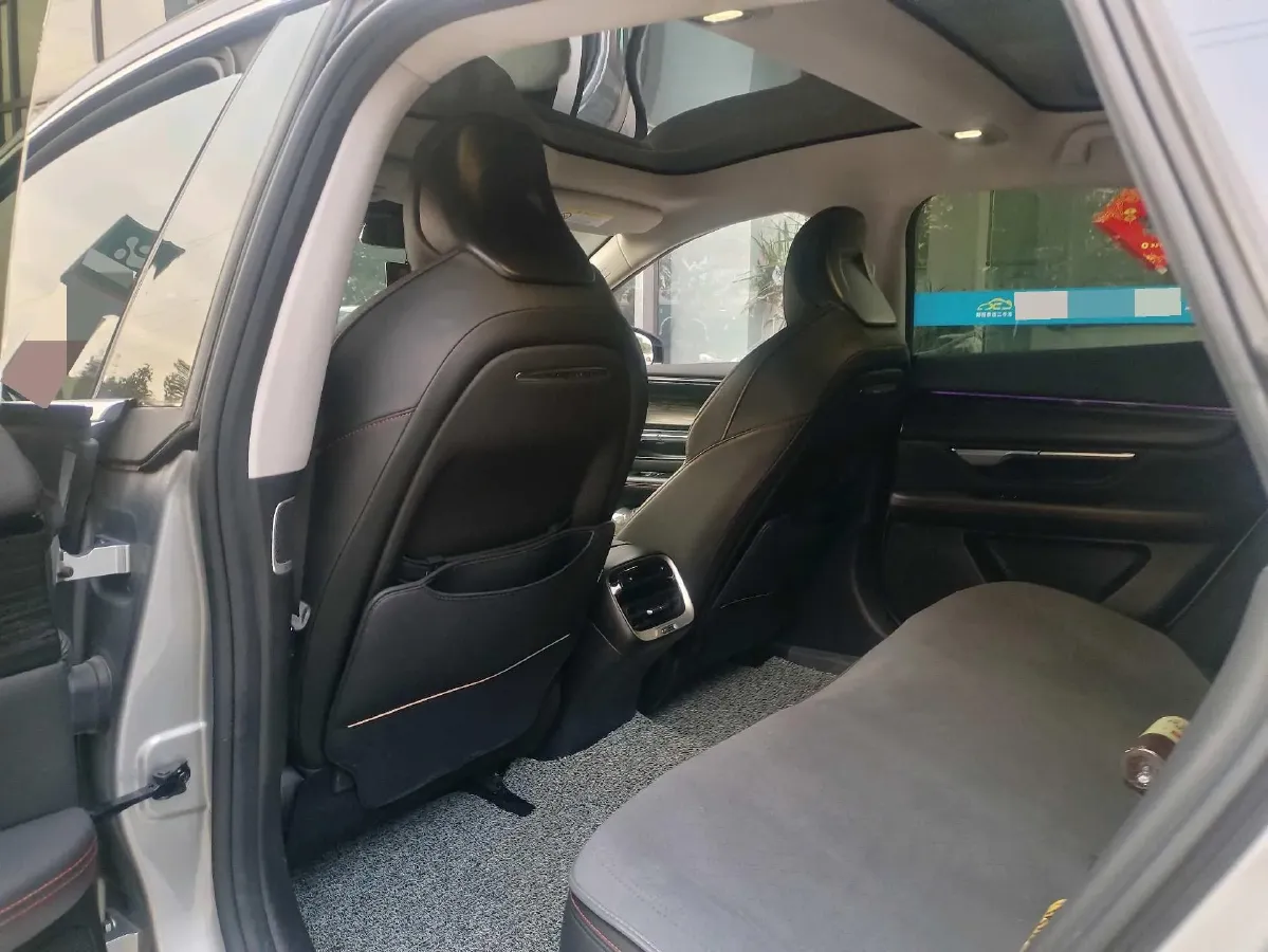 2023 Xpeng P7 BEV 70.8KWH,autocango,china used car exporter,china ev exporter,chinese used car exporter,chinese used ev exporter