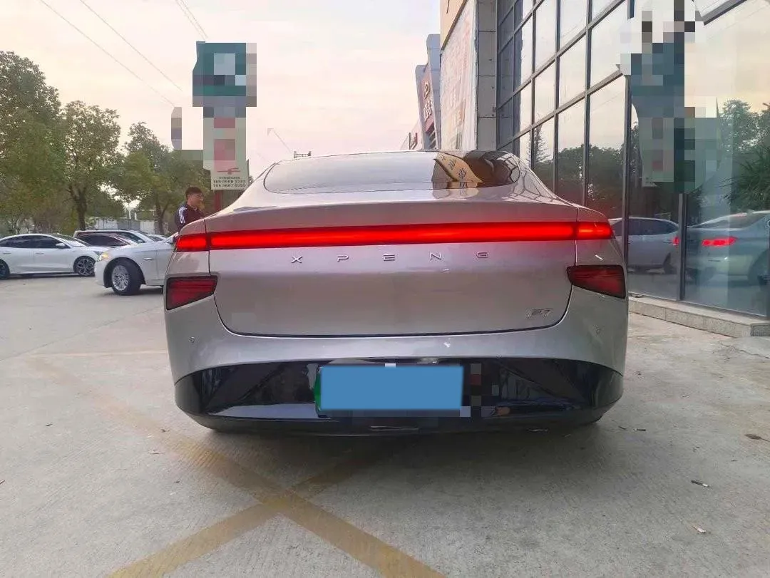 2023 Xpeng P7 BEV 70.8KWH,autocango,china used car exporter,china ev exporter,chinese used car exporter,chinese used ev exporter